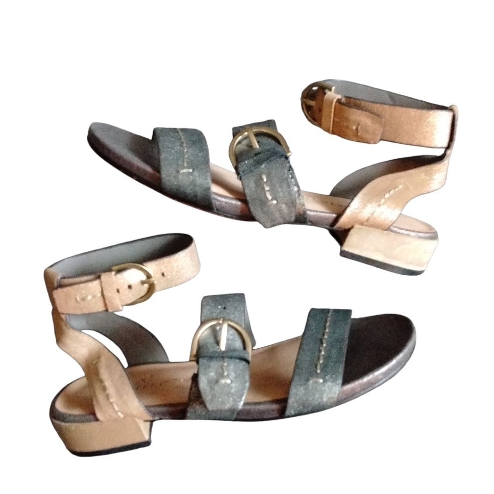 Naked Feet Sandals “Zeke” Metallic Strappy Sandals Silver and Gold Sandals 7.5